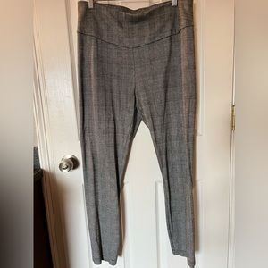 Cabi black and white knit pants pull on style size L